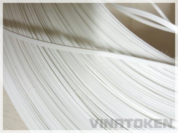 Thanh chắn mui nhựa - Vải Không Dệt Vinatoken - Công Ty TNHH Thương Mại Và Công Nghệ Vinatoken